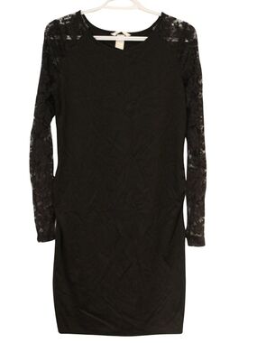 H&M Black with Lace Sleeves Long Sleeve Maternity Dress Size Medium